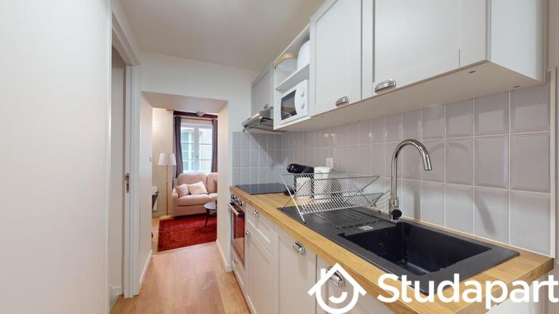 Chambre - 11 m² - 1 pièce