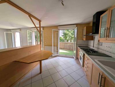 Duplex - 90 m² - 4 pièces