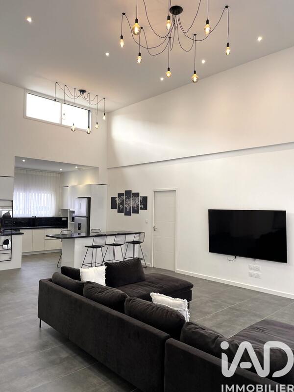 Maison - 150 m² - 6 pièces