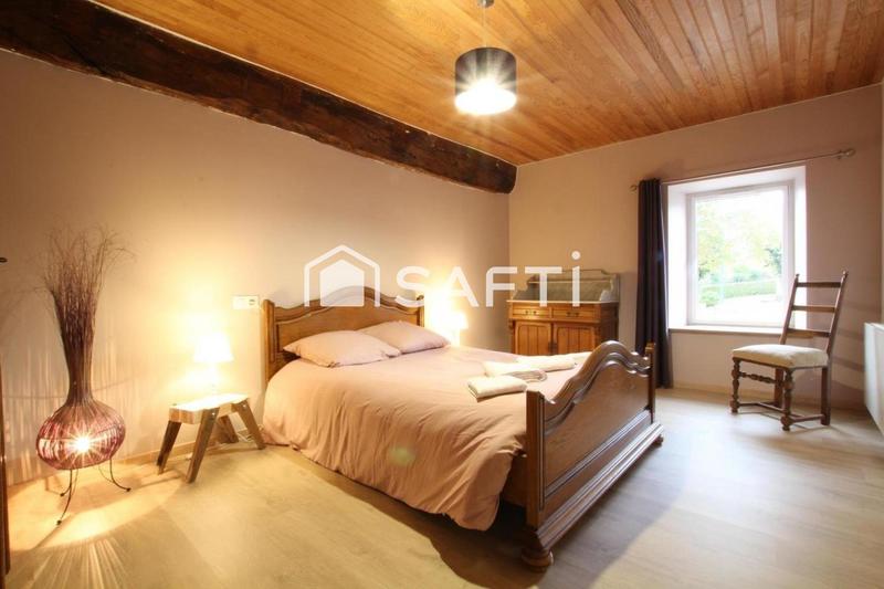 Maison - 137 m² - 5 pièces