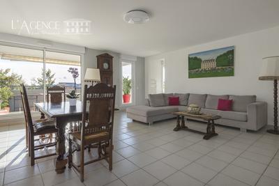 Appartement - 123 m² - 5 pièces