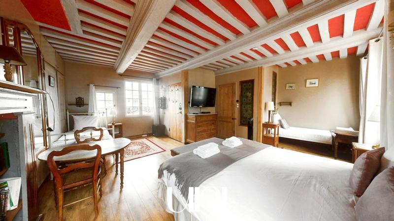 Maison - 168 m² - 5 pièces