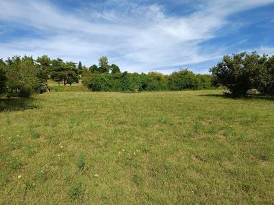 Terrain constructible - 1 501 m²