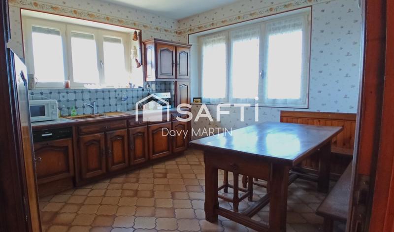 Maison - 185 m² - 7 pièces