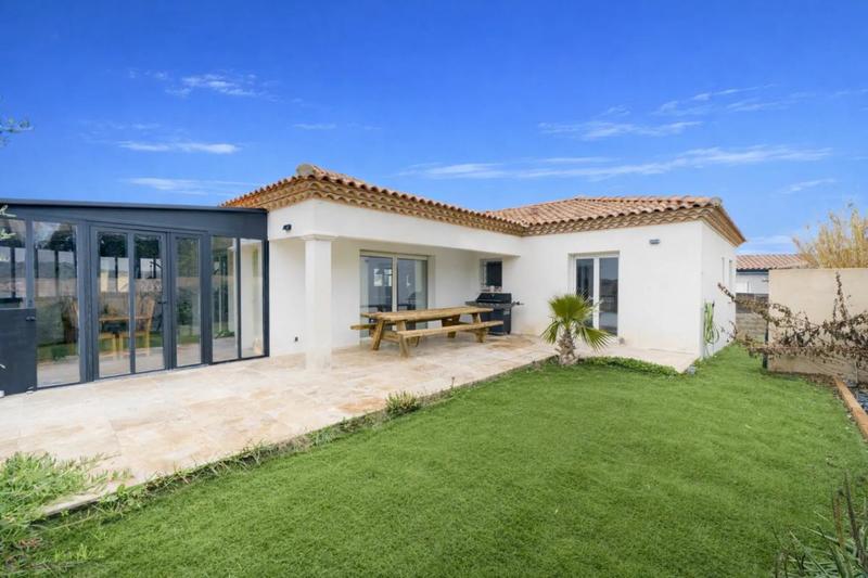 Villa - 260 m² - 10 pièces