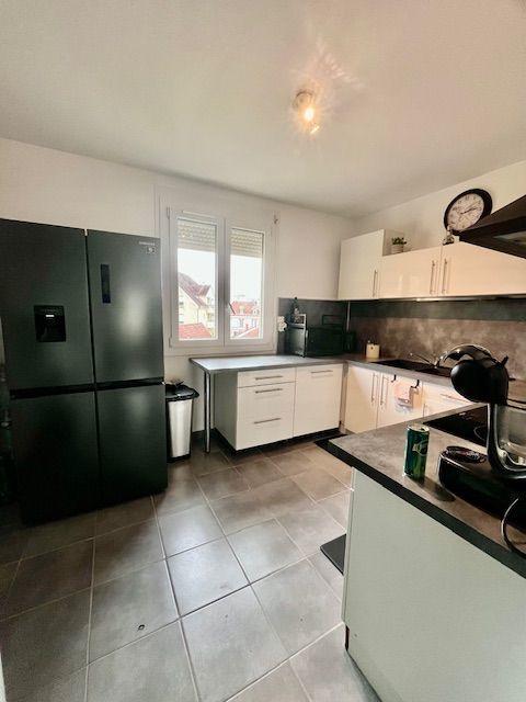 Appartement - 92 m² - 4 pièces