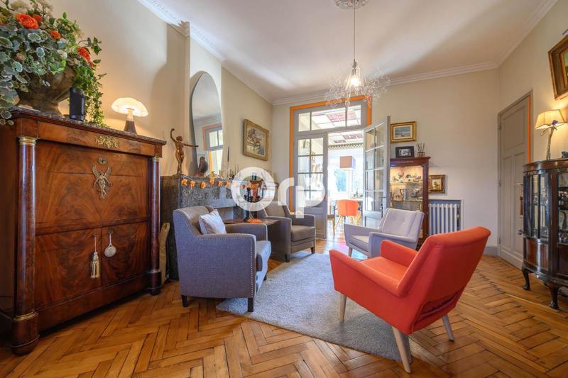 Maison - 168 m² - 6 pièces