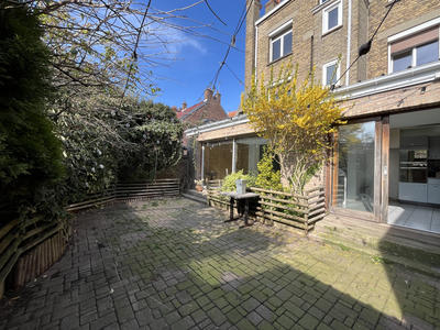 Maison - 199 m² - 8 pièces