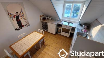 Chambre - 9 m² - 1 pièce