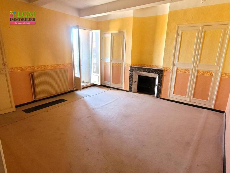 Maison - 252 m² - 8 pièces