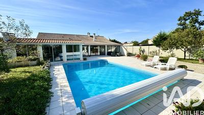 Maison - 184 m² - 6 pièces