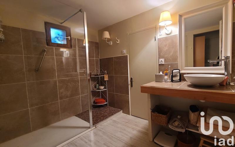 Maison - 212 m² - 8 pièces