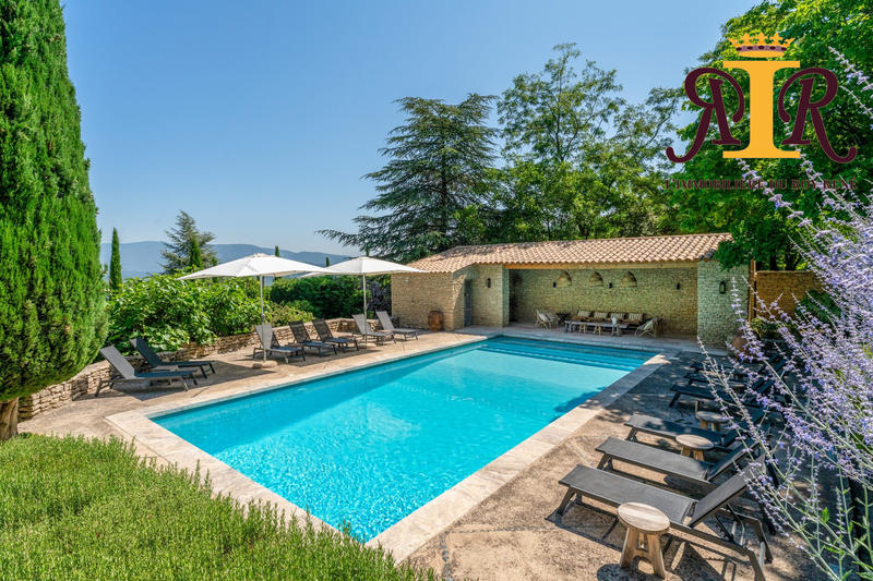 Bastide - 450 m² - 12 pièces