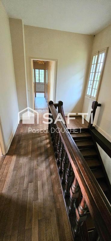 Maison - 200 m² - 9 pièces