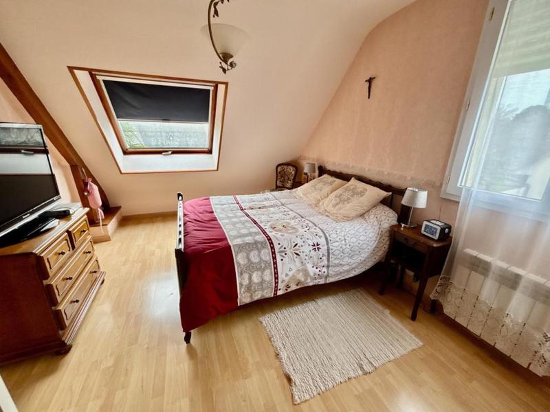 Pavillon - 150 m² - 7 pièces