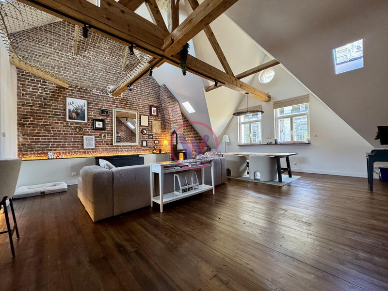 Appartement - 112 m² - 4 pièces