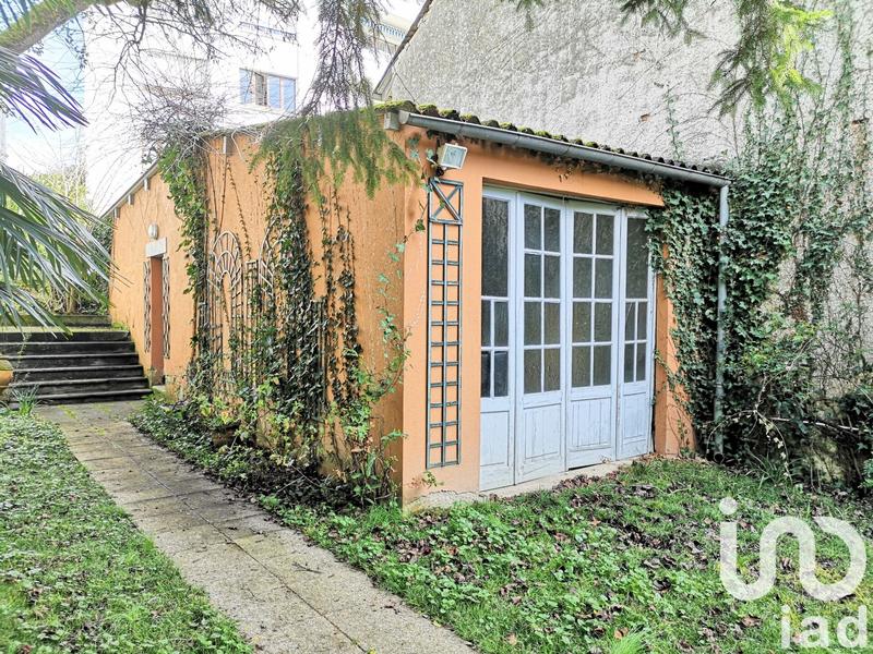 Maison de ville - 388 m² - 20 pièces