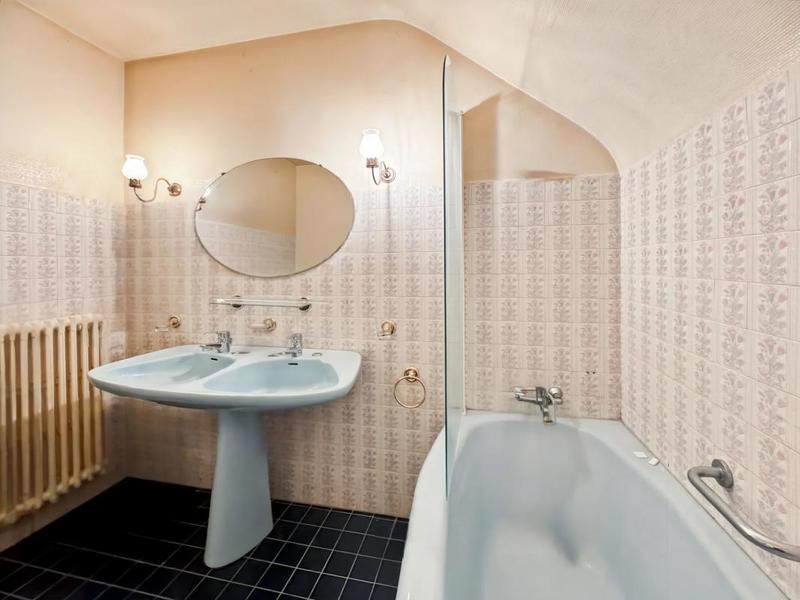 Demeure - 309 m² - 10 pièces