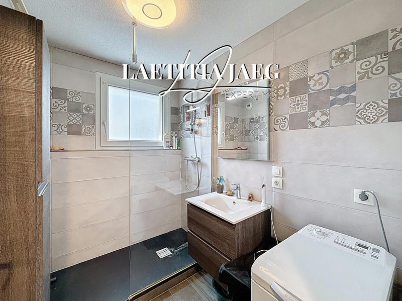 Appartement - 64 m² - 3 pièces