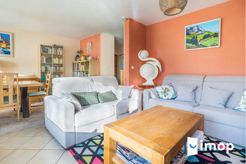 Appartement - 89 m² - 5 pièces