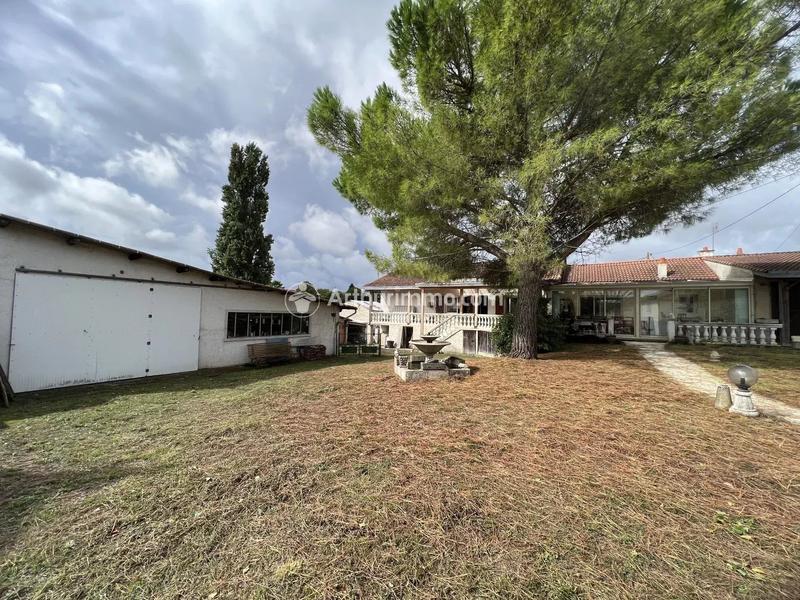 Maison - 159 m² - 5 pièces