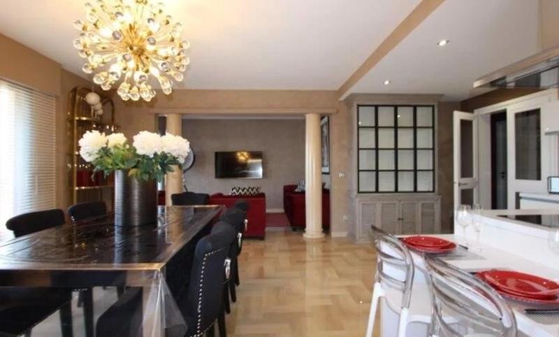 Appartement - 187 m² - 6 pièces