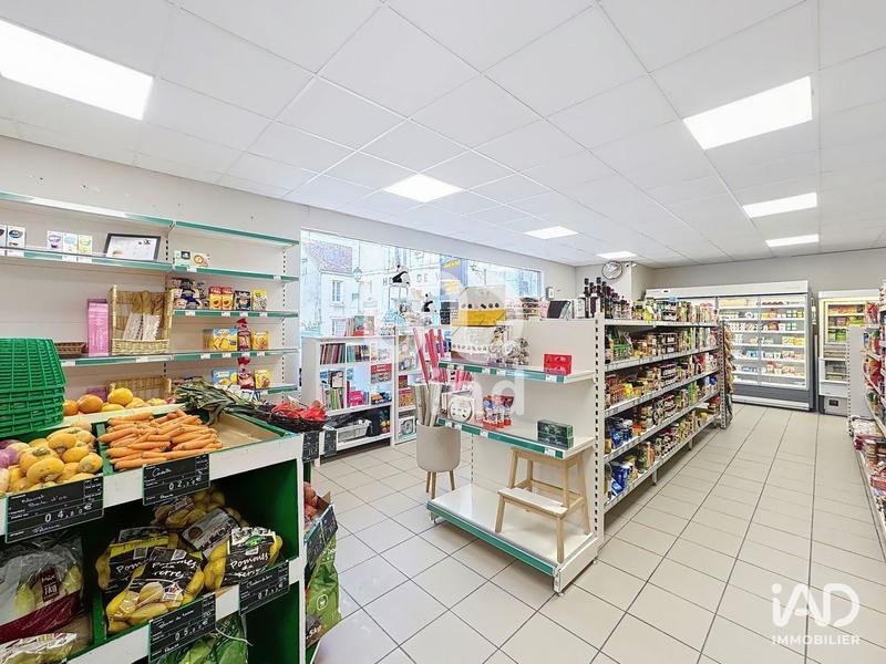 Local commercial - 104 m² - 5 pièces