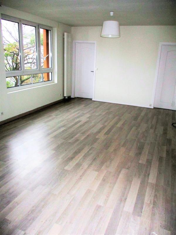 Appartement - 80 m² - 5 pièces