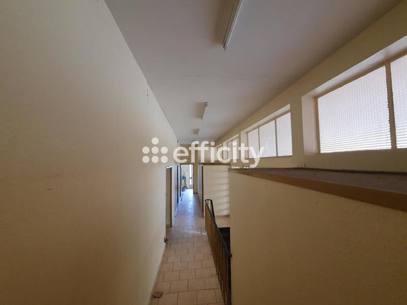 Bureau - 270 m² - 8 pièces