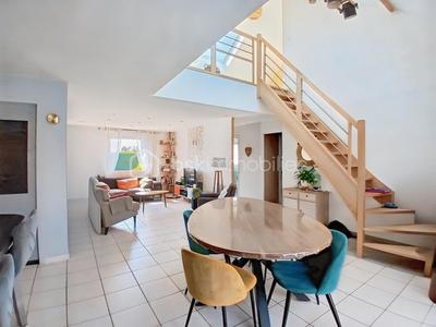 Pavillon - 145 m² - 7 pièces