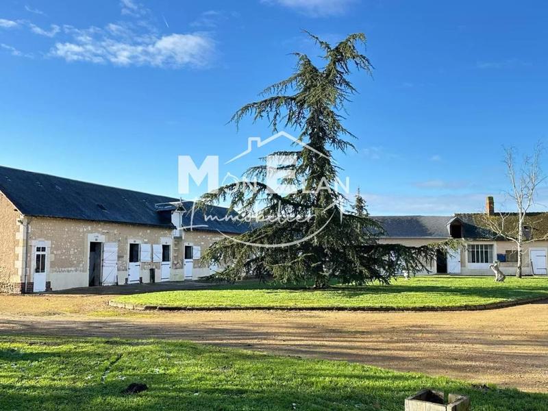 Maison - 420 m² - 10 pièces