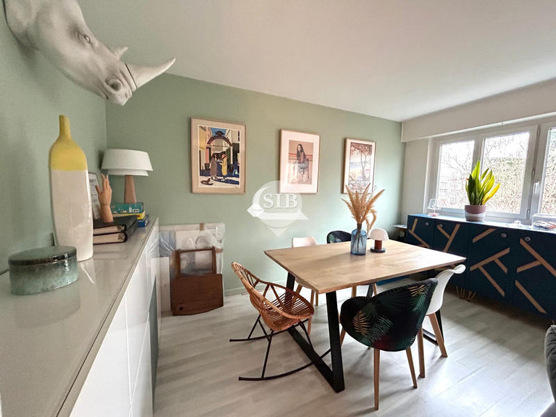 Appartement - 75 m² - 4 pièces