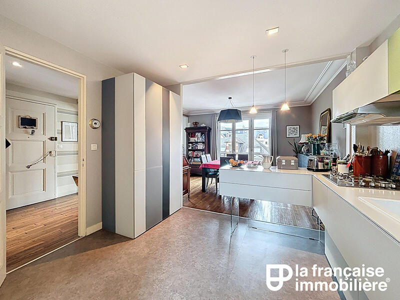 Appartement - 92 m² - 3 pièces