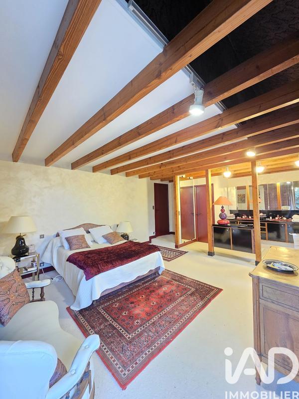 Maison de maîtres - 233 m² - 8 pièces