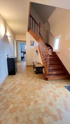 Maison - 199 m² - 6 pièces