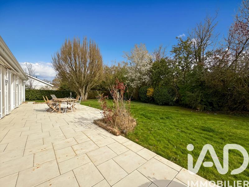 Maison - 182 m² - 7 pièces