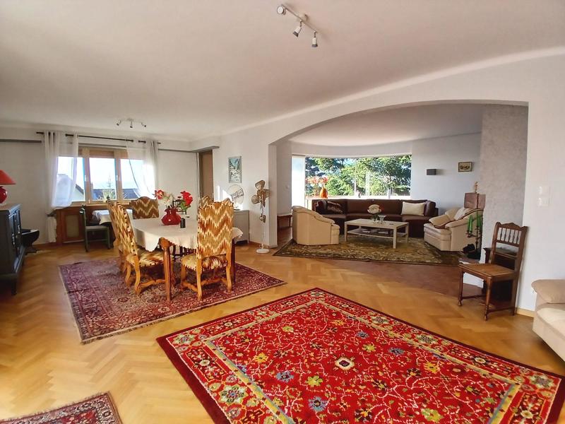 Maison - 400 m² - 10 pièces