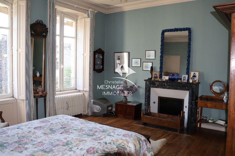 Appartement - 90 m² - 3 pièces