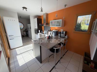 Maison - 176 m² - 7 pièces