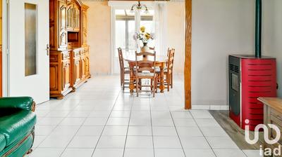 Maison - 137 m² - 7 pièces