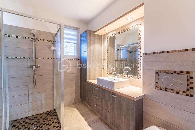 Maison - 172 m² - 7 pièces