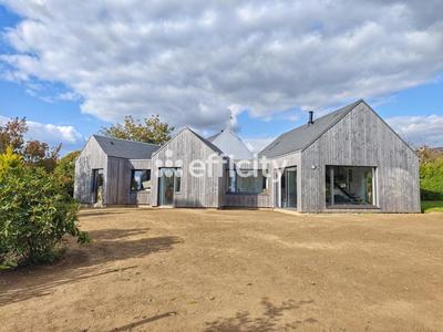 Maison - 113 m² - 5 pièces