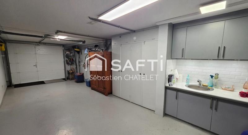 Maison - 185 m² - 7 pièces