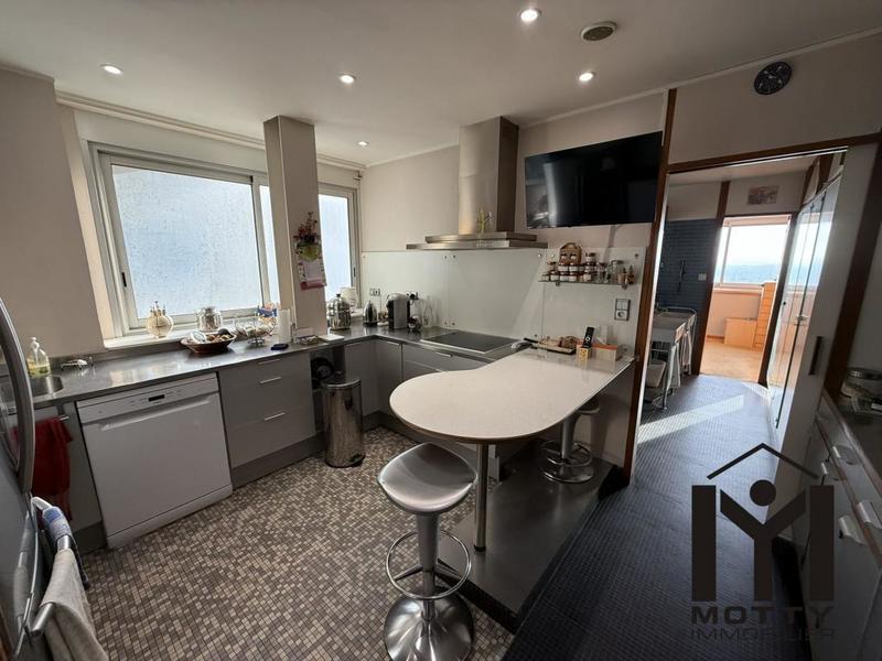 Appartement - 130 m² - 5 pièces