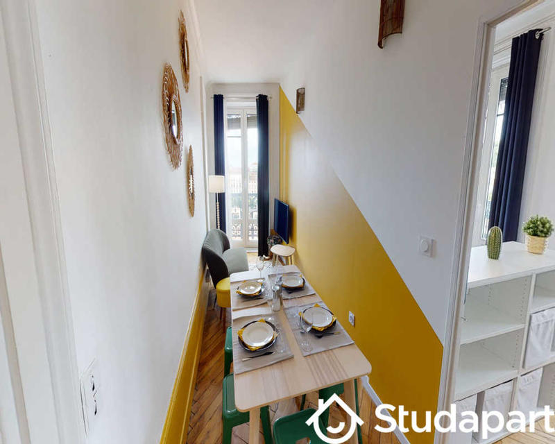 Chambre - 65 m² - 1 pièce