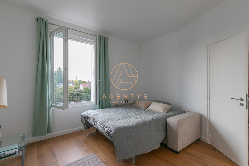 Maison - 276 m² - 8 pièces