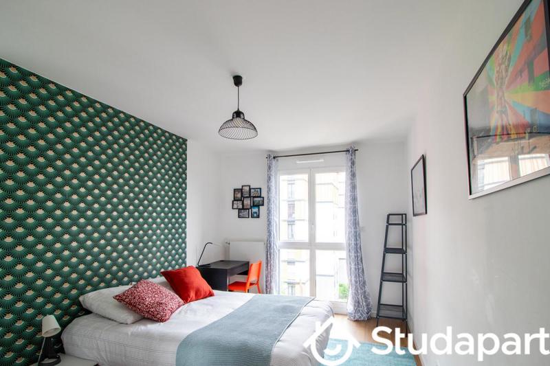 Chambre - 13 m² - 1 pièce