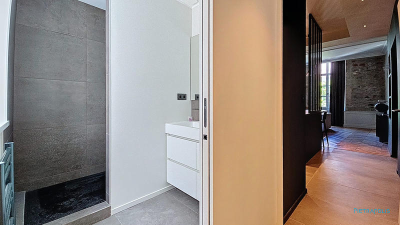 Appartement - 89 m² - 3 pièces