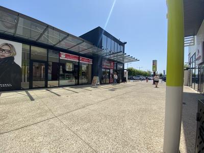 Local commercial - 113 m²