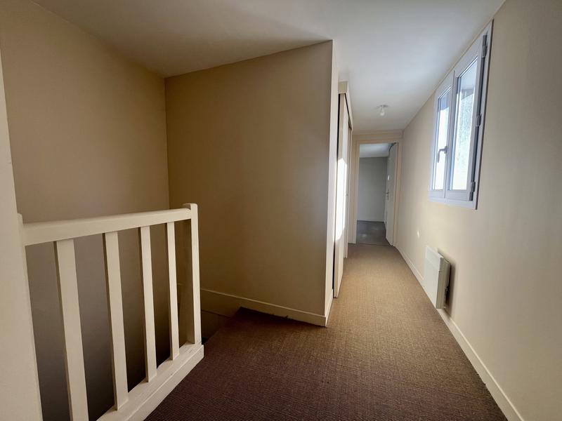 Maison traditionnelle - 83 m² - 5 pièces